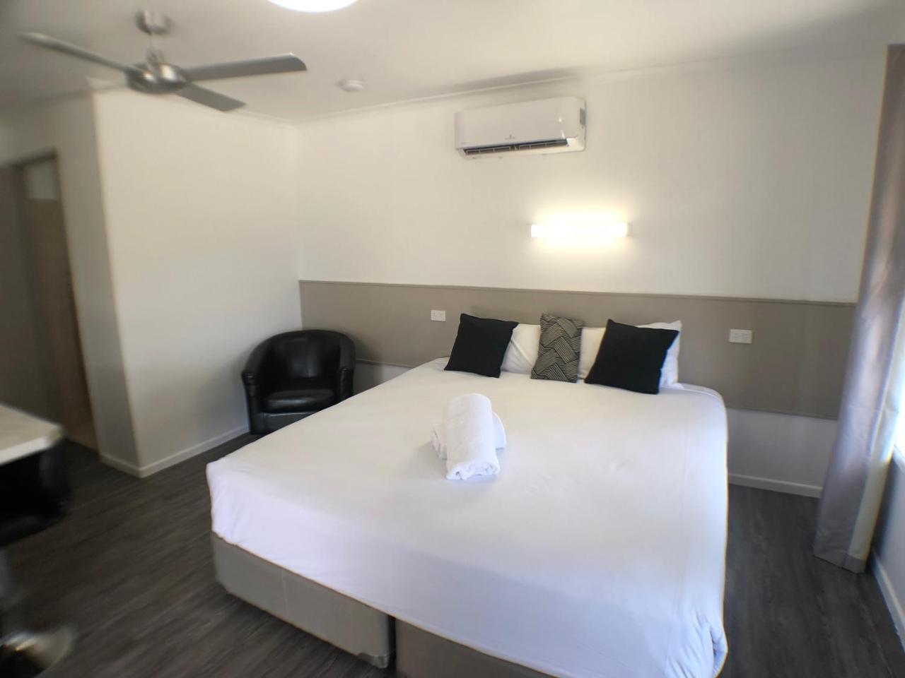 Jacaranda Place Motor Inn Toowoomba Exterior foto